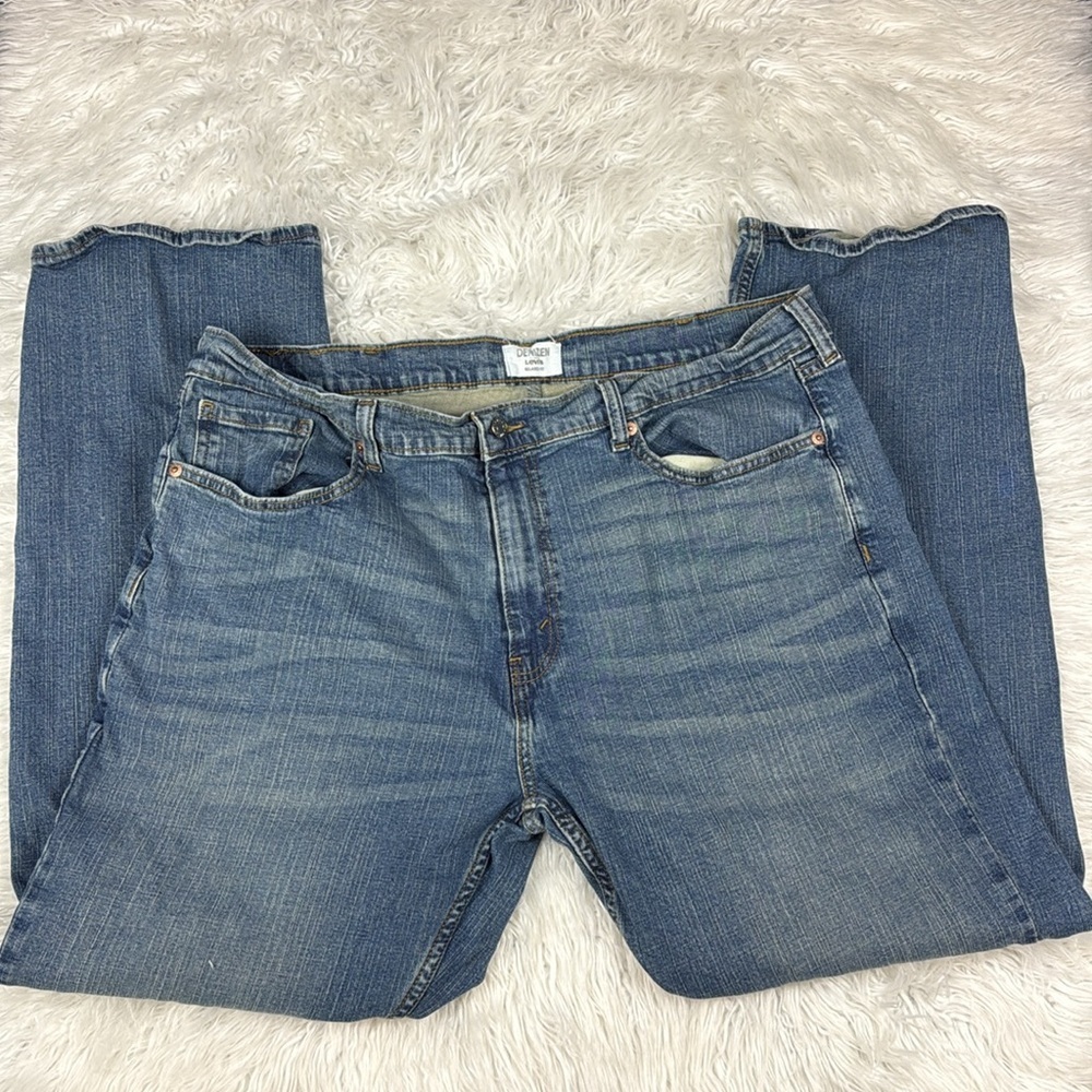 Men’s Denizen from Levi's Relaxed Fit Blue Jeans